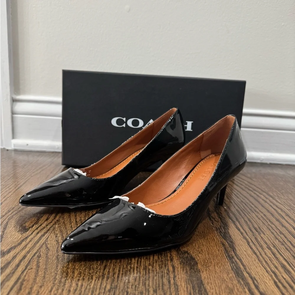 Coach Black Patent Leather Mid Heels Pump Shoes FG1479 size 6.5B